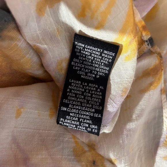 Nwot Zac and Rachel watercolor off the shoulder top size 2x - Picture 9 of 9